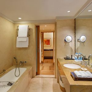 ITC One Executive level Larger Guest room complimentary lounge access 1 King